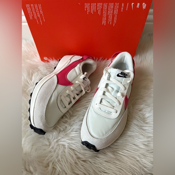 Nike waffle debut sneakers - Picture 2 of 6